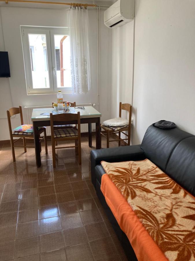 Apartments Hrnjic 乌马格 外观 照片