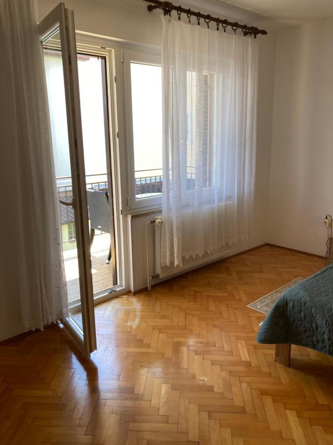 Apartments Hrnjic 乌马格 外观 照片