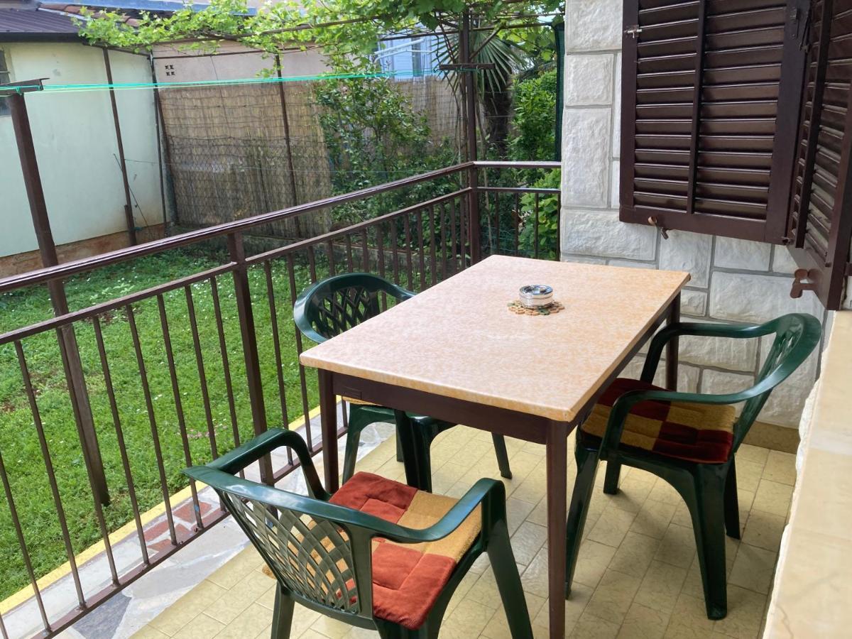 Apartments Hrnjic 乌马格 外观 照片
